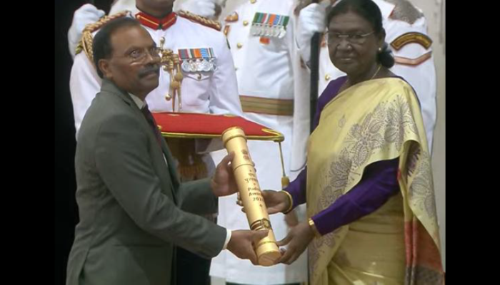 Hon’ble President of India, Smt. Droupadi Murmu Confers the Prestigious Padma Shri to Kumarasamy Thangaraj